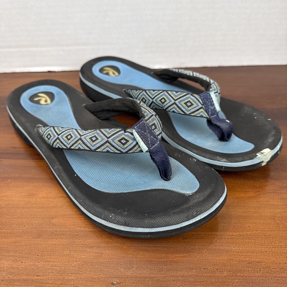 Rafters Shoes - Women's Rafters Breeze Flip-Flops Size 9M